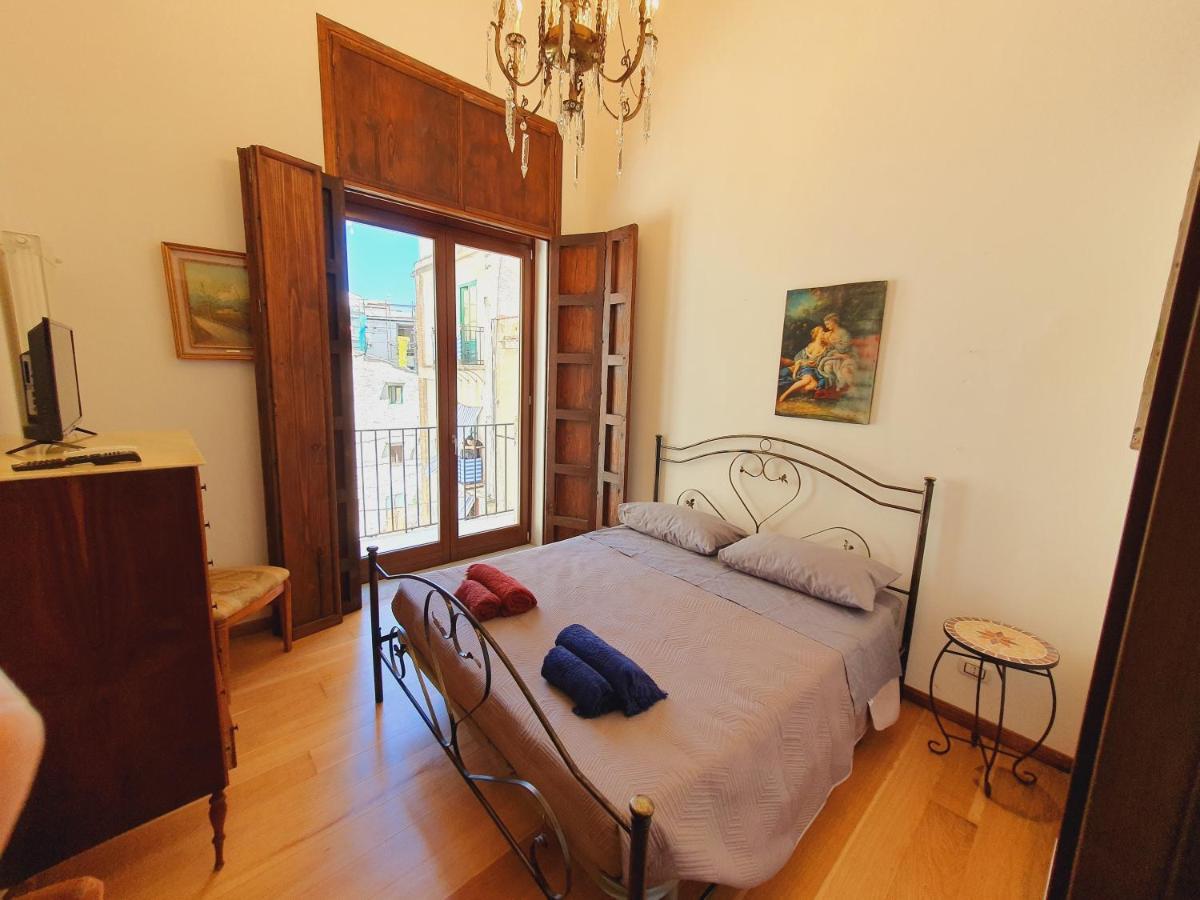 "Guttuso Tribute Suite" Experience Apartment Palermo Dış mekan fotoğraf